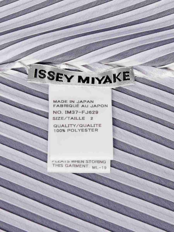 Pullover plissiert Issey Miyake, schwarz weiss